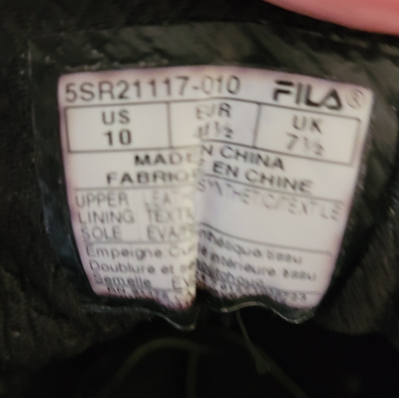 **FILA SNEAKERS! WOMENS SZ.10 - Picture 3 of 8